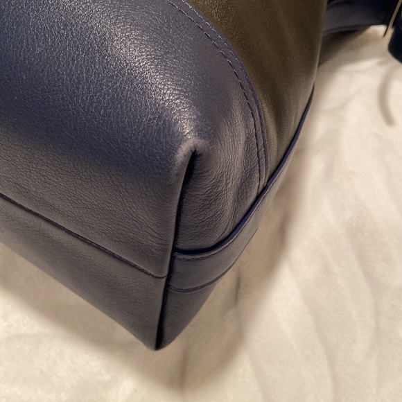 Coach Leather Rory Purse - Picture 9 of 12